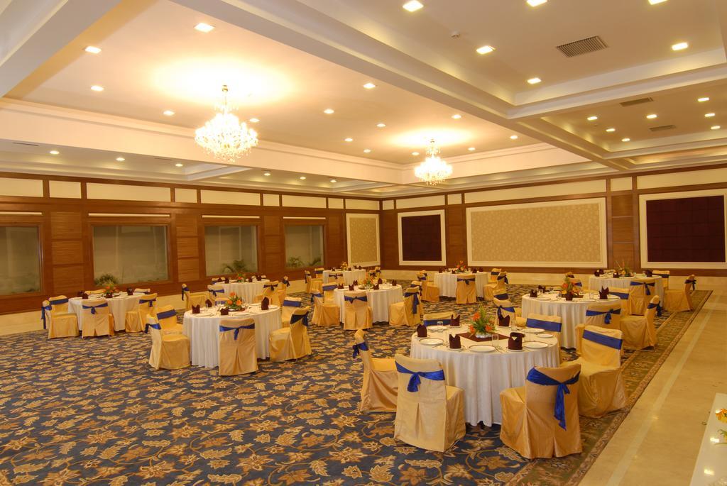 Chanakya Bnr Hotel Ranchi Exterior foto