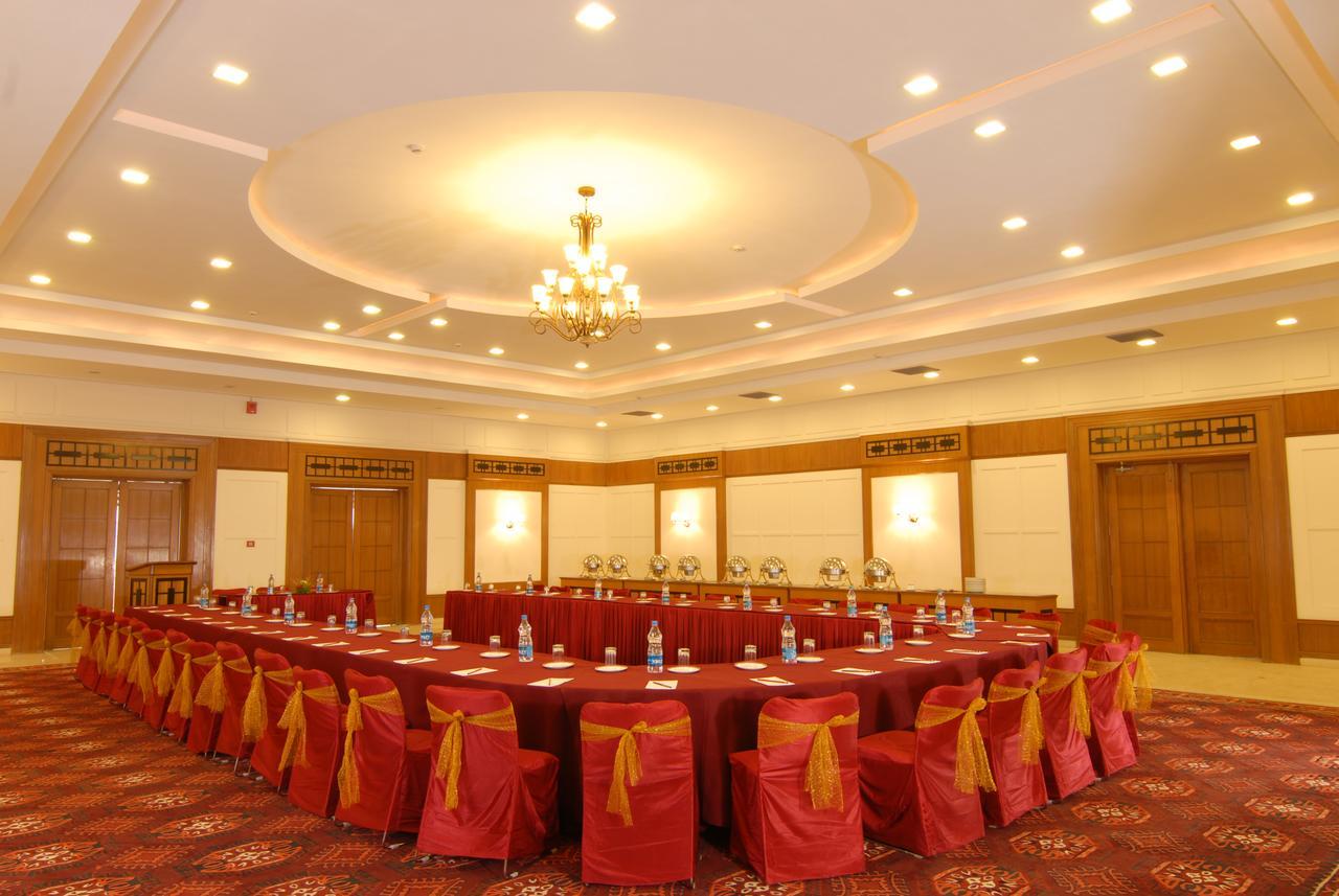 Chanakya Bnr Hotel Ranchi Exterior foto