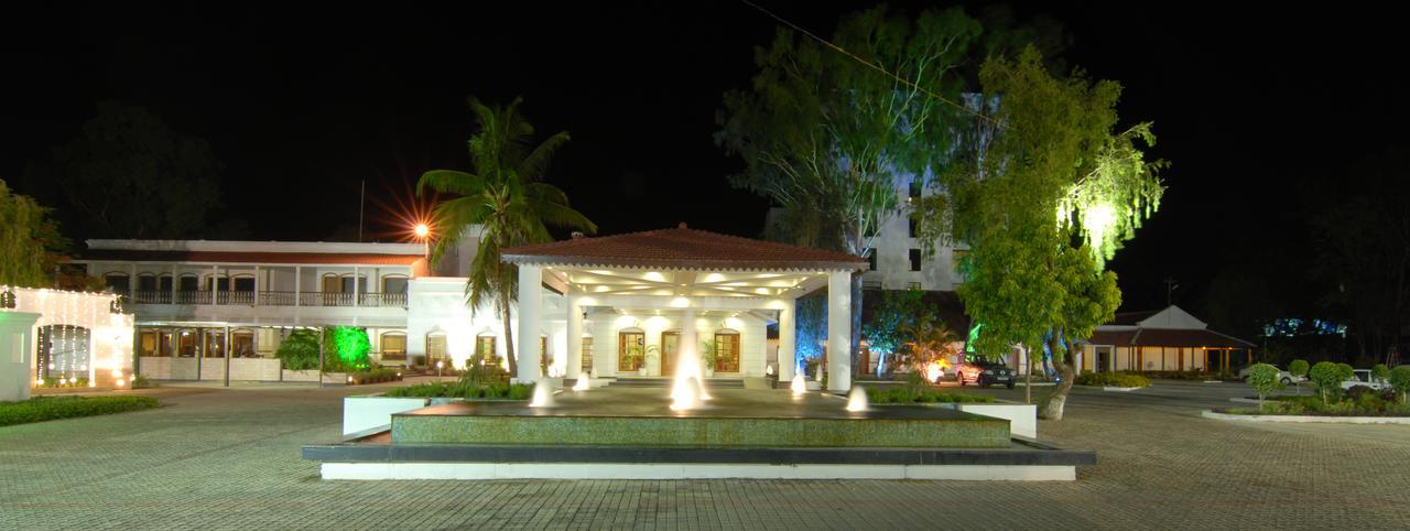 Chanakya Bnr Hotel Ranchi Exterior foto